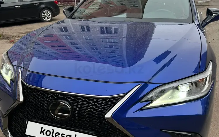 Lexus ES 350 2019 года за 19 700 000 тг. в Астана