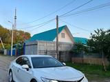 Toyota Camry 2018 года за 14 000 000 тг. в Петропавловск – фото 2