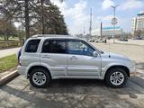 Suzuki Grand Vitara 2004 годаүшін5 400 000 тг. в Алматы – фото 3