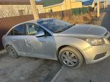 Chevrolet Cruze 2010 года за 2 000 000 тг. в Атырау – фото 5