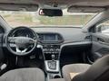 Hyundai Elantra 2019 года за 8 300 000 тг. в Шымкент – фото 4
