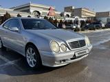 Mercedes-Benz CLK 320 2001 годаfor3 900 000 тг. в Актау – фото 3