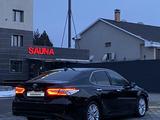 Toyota Camry 2019 года за 14 200 000 тг. в Алматы – фото 4