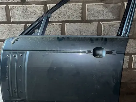 Дверь Range Rover Vogue L405 за 500 тг. в Алматы – фото 2