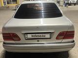 Mercedes-Benz E 230 1997 годаfor2 250 000 тг. в Тараз – фото 3