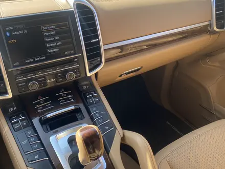 Porsche Cayenne 2013 года за 15 100 000 тг. в Алматы – фото 19