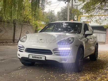Porsche Cayenne 2013 года за 15 100 000 тг. в Алматы – фото 3