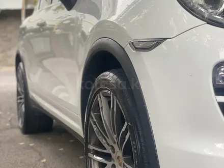 Porsche Cayenne 2013 года за 15 100 000 тг. в Алматы – фото 8