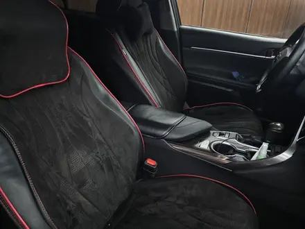 Toyota Camry 2019 года за 12 200 000 тг. в Алматы – фото 15