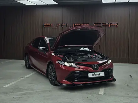Toyota Camry 2019 года за 12 200 000 тг. в Алматы – фото 17