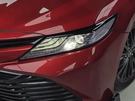 Toyota Camry 2019 года за 12 200 000 тг. в Алматы – фото 19
