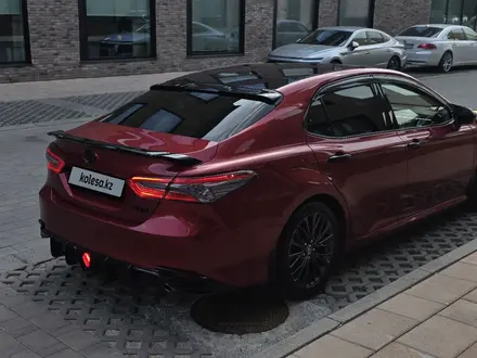 Toyota Camry 2019 года за 12 200 000 тг. в Алматы – фото 4