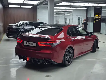 Toyota Camry 2019 года за 12 200 000 тг. в Алматы – фото 8