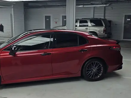 Toyota Camry 2019 года за 12 200 000 тг. в Алматы – фото 9