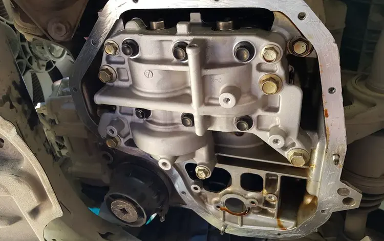 БАЛАНСИРОВОЧНЫЙ ВАЛ ТОЙОТА за 30 000 тг. в Алматы