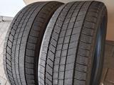 225.50.R18-пара зима Bridgestone Blizzak VRX3 за 40 000 тг. в Алматы