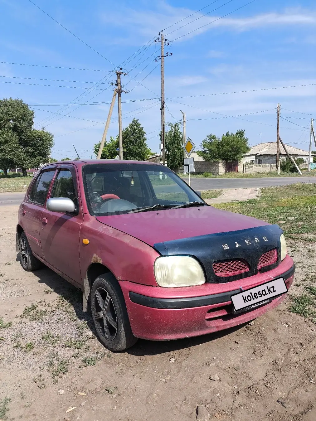 Nissan March, 2001