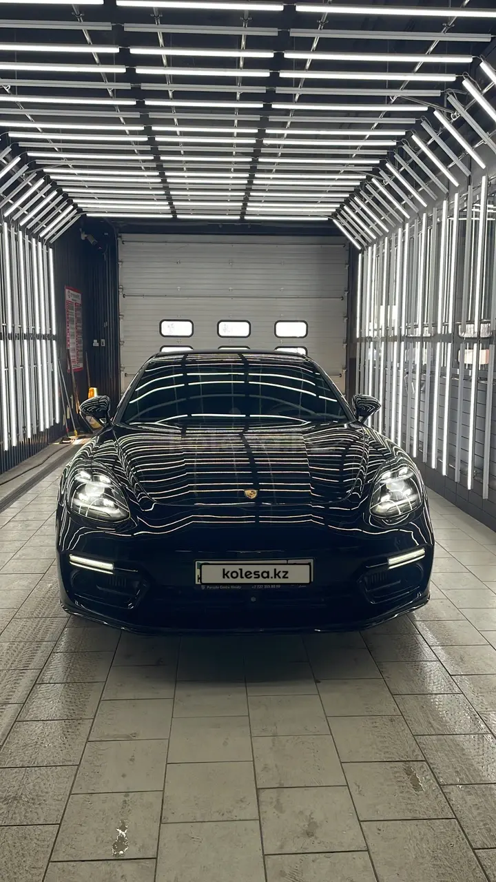 Porsche Panamera, 2021