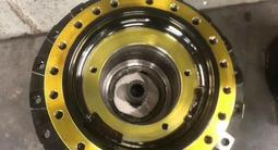 Редуктор хода CAT330GC бортовая за 1 500 000 тг. в Караганда – фото 2