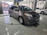 Toyota Sienna 2016 года за 14 700 000 тг. в Атырау – фото 3