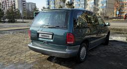 Chrysler Voyager 1999 года за 2 000 000 тг. в Уральск – фото 3