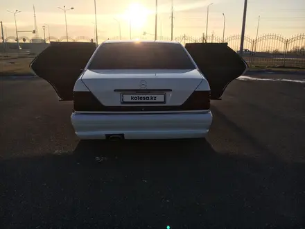 Mercedes-Benz S 320 1997 года за 5 000 000 тг. в Астана – фото 17