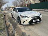 Lexus ES 250 2019 года за 22 000 000 тг. в Шымкент – фото 2