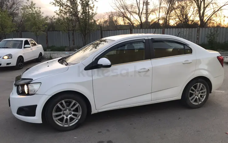 Chevrolet Aveo 2014 года за 3 950 000 тг. в Алматы