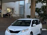 Toyota Sienna 2013 годаүшін7 400 000 тг. в Актау