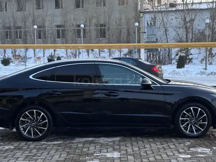 Hyundai Sonata 2020 года за 12 800 000 тг. в Алматы – фото 6