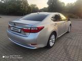 Lexus ES 300h 2014 года за 9 500 000 тг. в Актау – фото 2