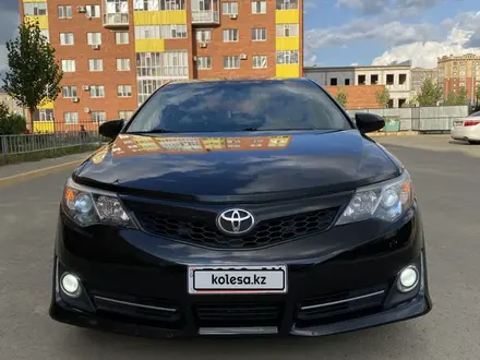Toyota Camry 2013 года за 5 800 000 тг. в Актобе