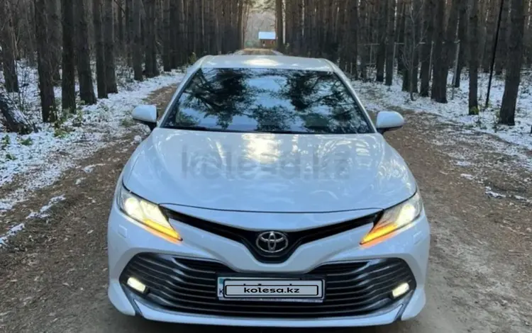 Toyota Camry 2018 года за 16 000 000 тг. в Петропавловск