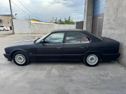 BMW 525 1990 года за 1 100 000 тг. в Караганда – фото 3
