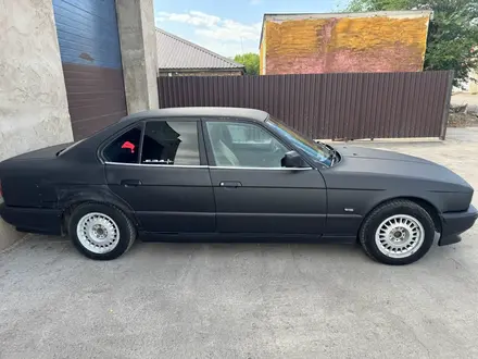 BMW 525 1990 года за 1 100 000 тг. в Караганда – фото 4