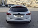 Infiniti QX70 2014 годаүшін15 000 000 тг. в Актау – фото 3