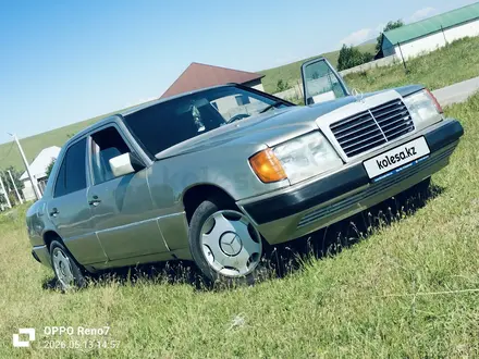 Mercedes-Benz E 230 1990 года за 980 000 тг. в Шымкент – фото 11