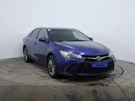 Toyota Camry 2015 года за 6 690 000 тг. в Астана – фото 3