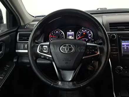 Toyota Camry 2015 года за 6 690 000 тг. в Астана – фото 14