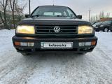 Volkswagen Vento 1995 года за 1 670 000 тг. в Кабанбай батыра (Целиноградский р-н) – фото 3