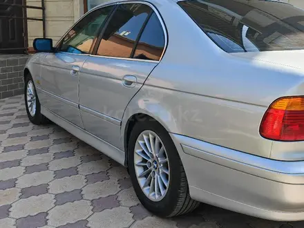 BMW 525 2001 года за 5 300 000 тг. в Шымкент – фото 2