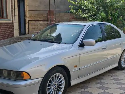 BMW 525 2001 года за 5 300 000 тг. в Шымкент – фото 10