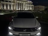 Volkswagen Passat 2021 годаүшін12 500 000 тг. в Атырау