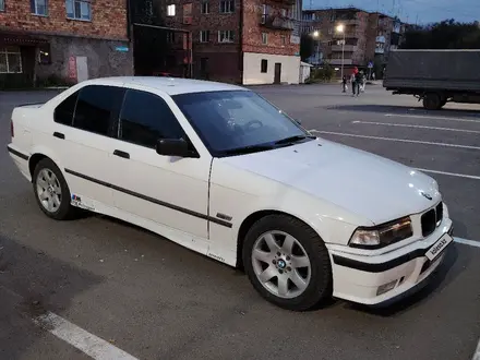 BMW 318 1992 года за 1 900 000 тг. в Караганда