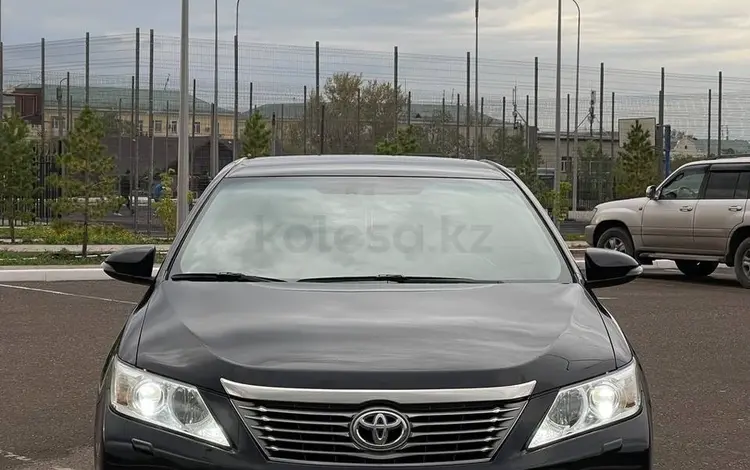 Toyota Camry 2014 года за 10 000 000 тг. в Караганда