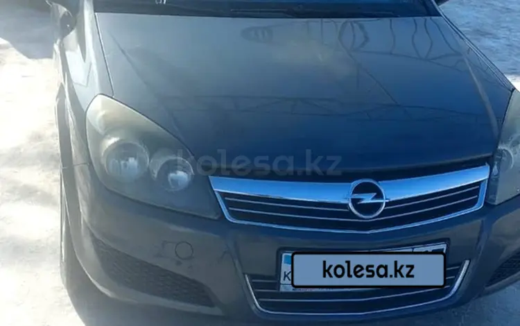 Opel Astra 2010 годаfor3 300 000 тг. в Шымкент