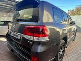 Toyota Land Cruiser 2021 года за 45 000 000 тг. в Алматы – фото 4