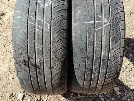 Шины 215/50 R17 — "Kumho Ecsta SPT" (Корея), летние. Без камерные за 15 000 тг. в Астана