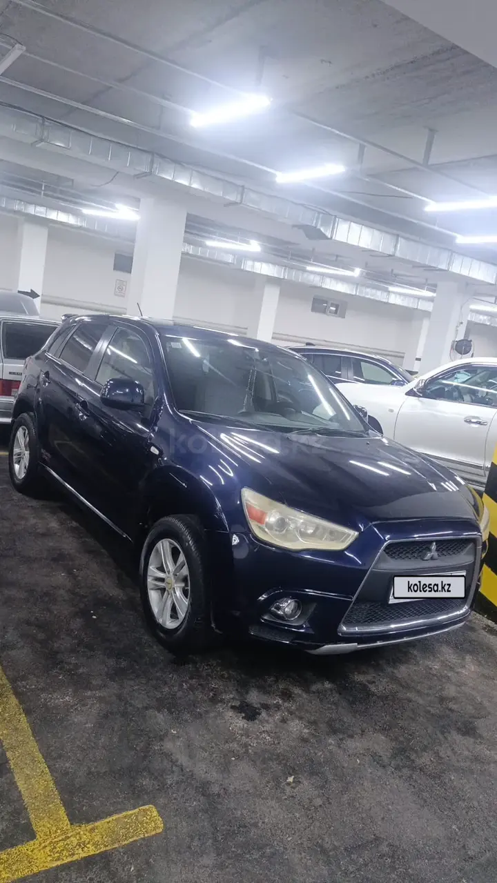 Mitsubishi Outlander Sport, 2011