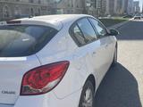 Chevrolet Cruze 2014 годаfor4 300 000 тг. в Астана – фото 4